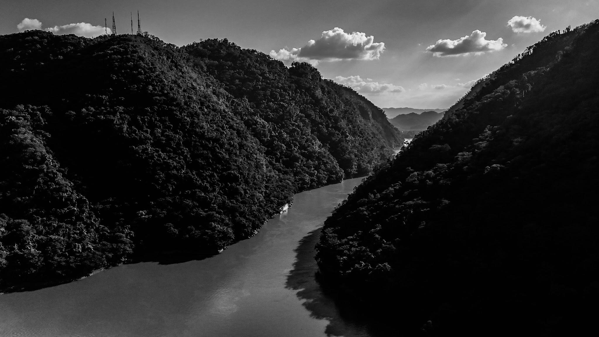 Belmonte River is the longest river in Western Auritania.