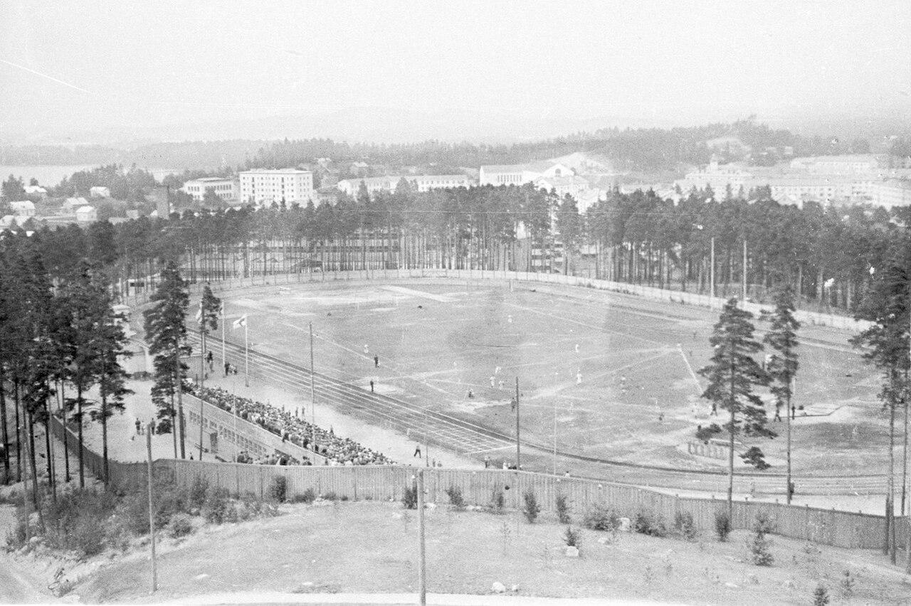 Pesäpallo match at the Veikotstadion in 1932